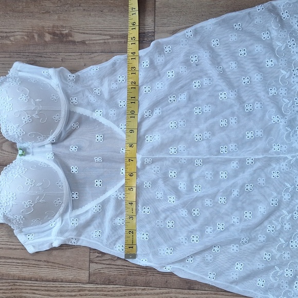 Delicate Lace Nightgown 🤍 - Picture 4 of 7